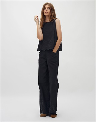 Amarillo Scallop Jeans